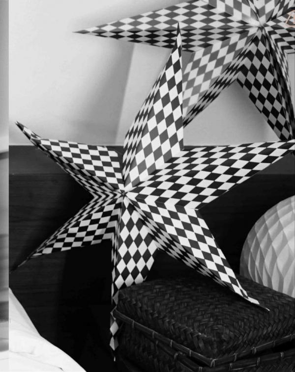 Lovers-Vol.07--PEA-Charming-Hair-Dresser-ebook--bts-cum-videos